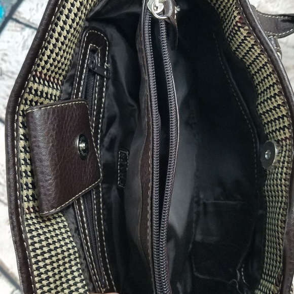 Chaps Handbag - Picture 4 of 7